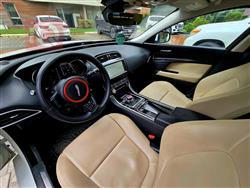 جاكوار XE